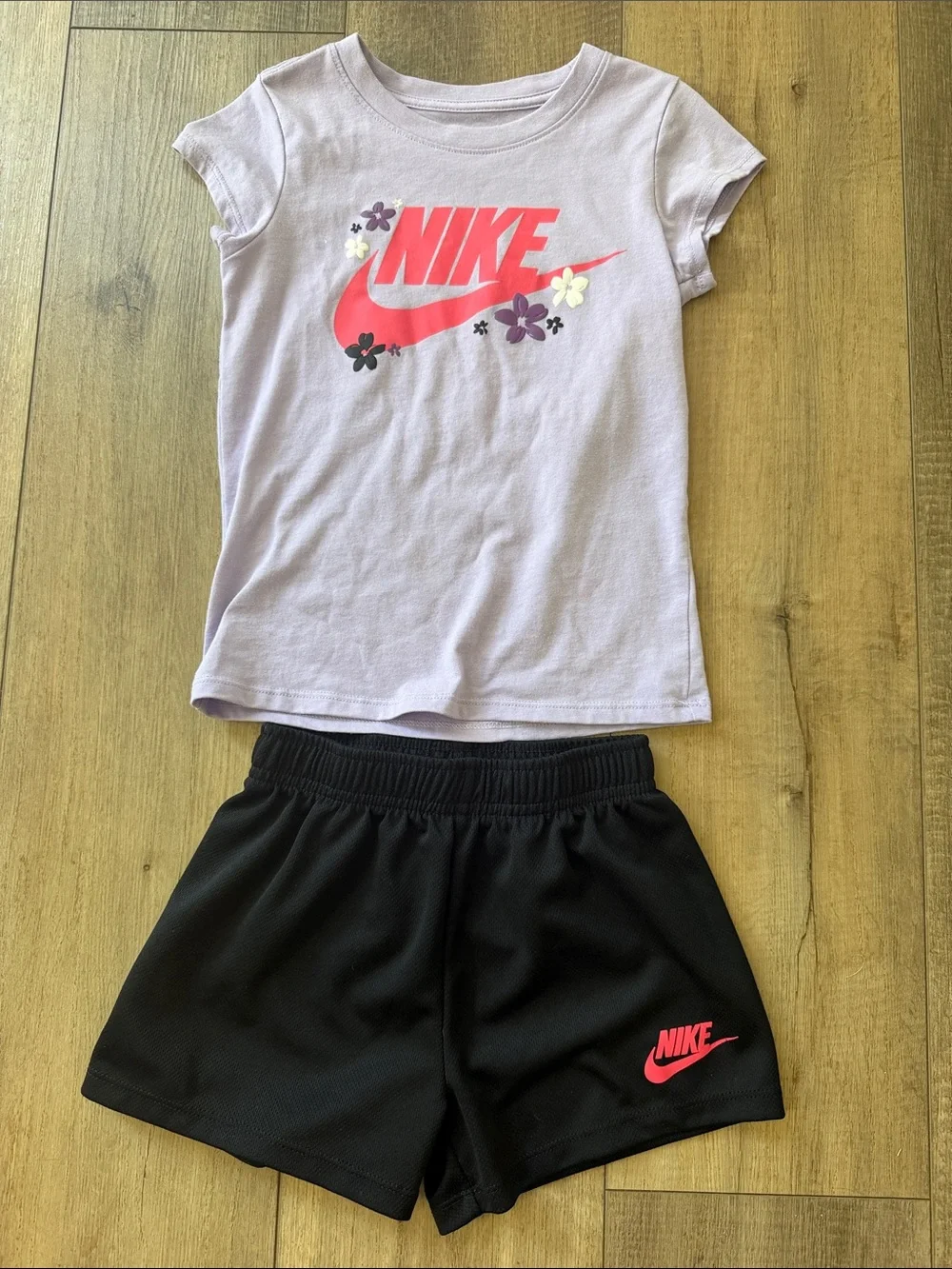 Nike Girls Shorts & T-Shirt Set Size 6